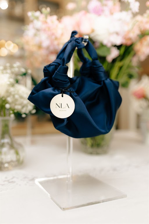 NAVY NLA SILK KNOT BAG