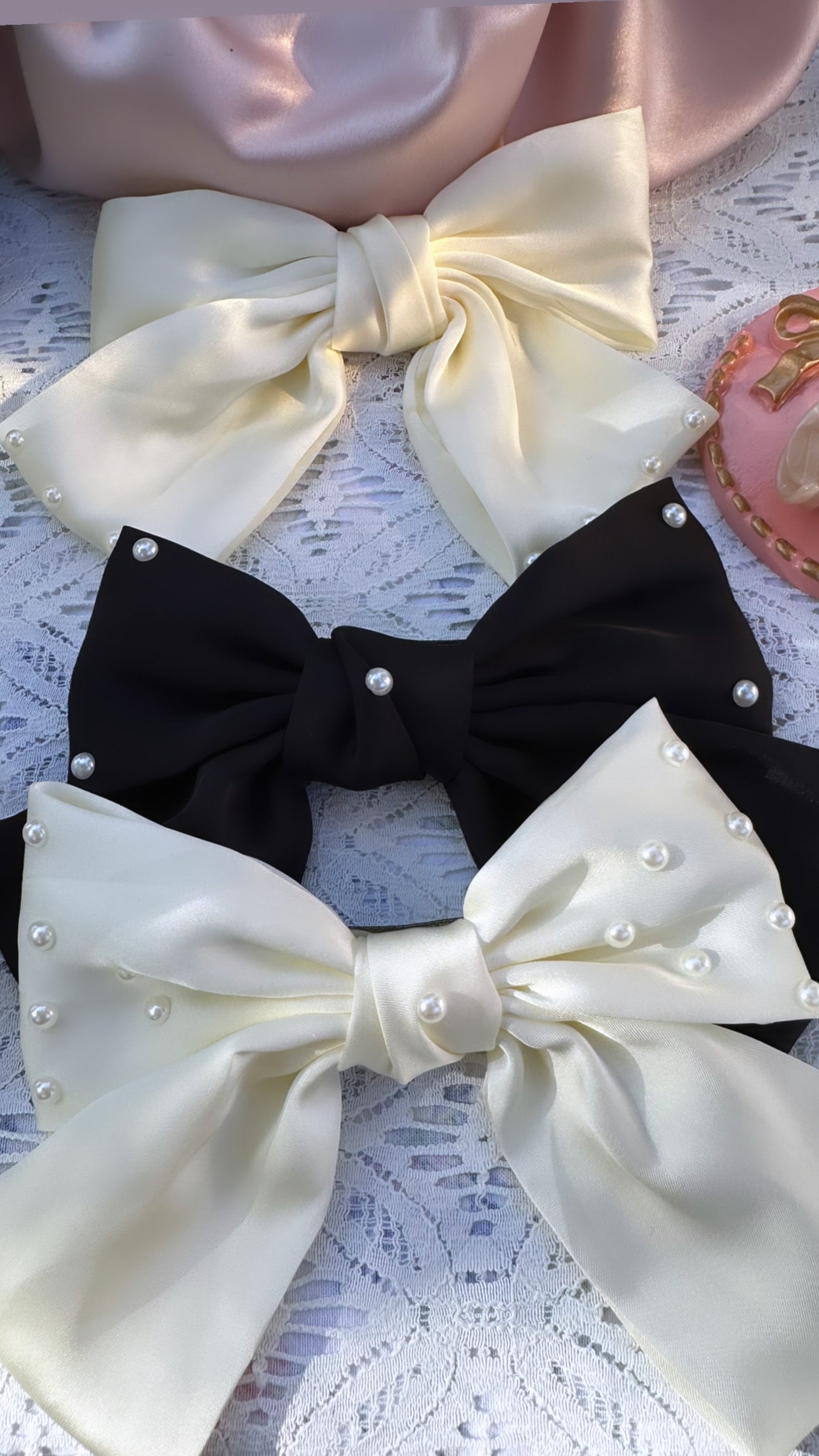 NLA HAIR CLIP - BOW WITH PEARLS – NLAcollection